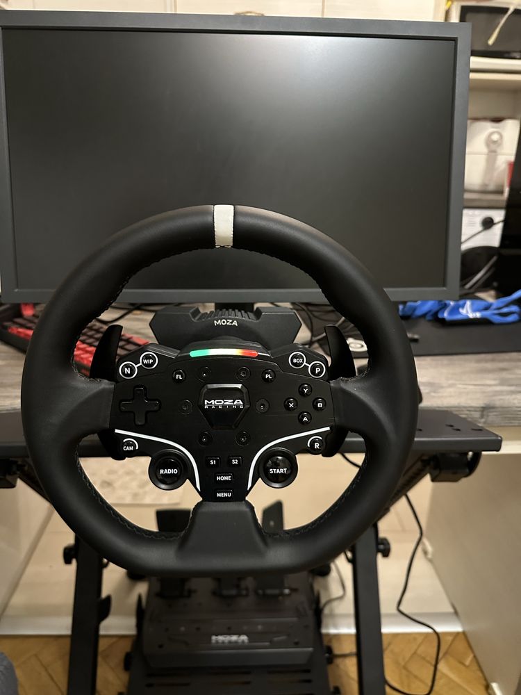 Moza r5 wheel base - само база и волан!