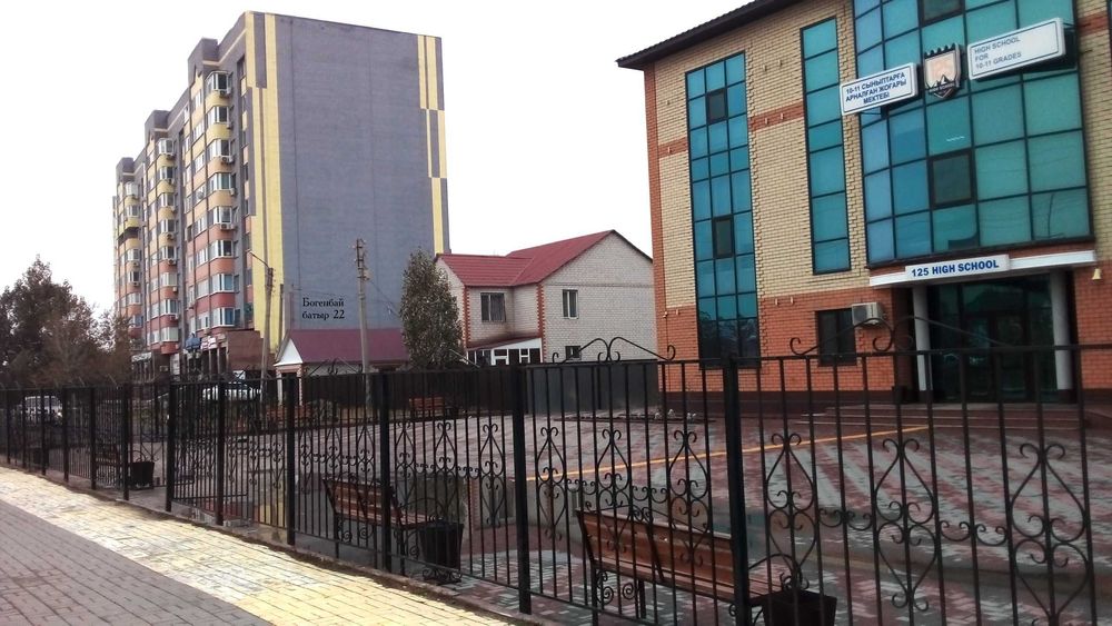 сдается  2 комн. квартира на длительный срок