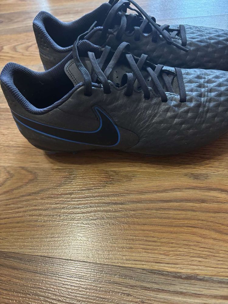 Футболни бутонки NIKE