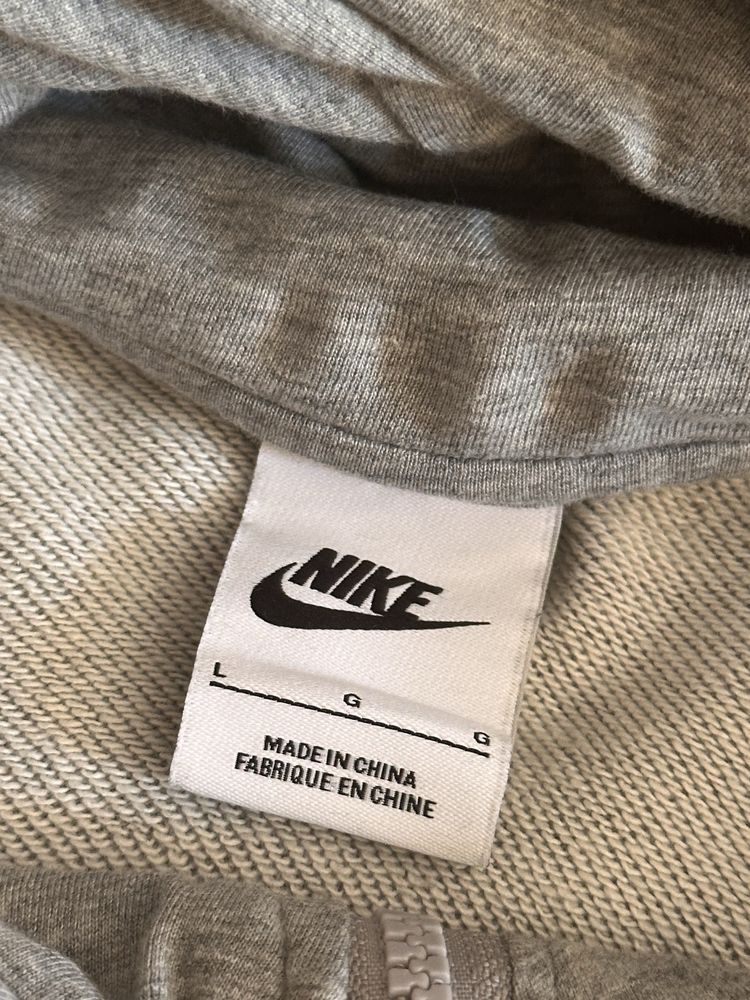 Суичър с цип Nike
