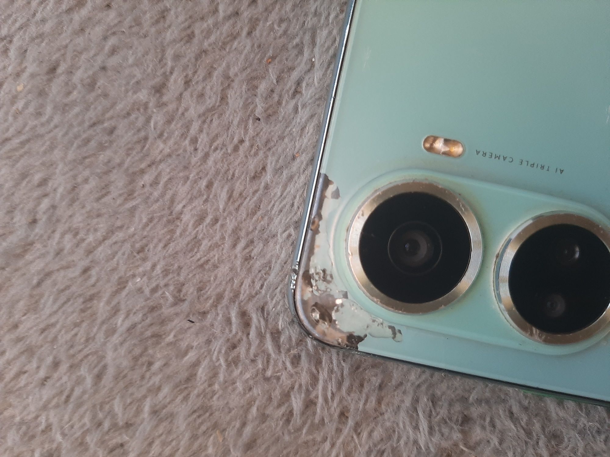 Продавам Huawei Nova 10 se