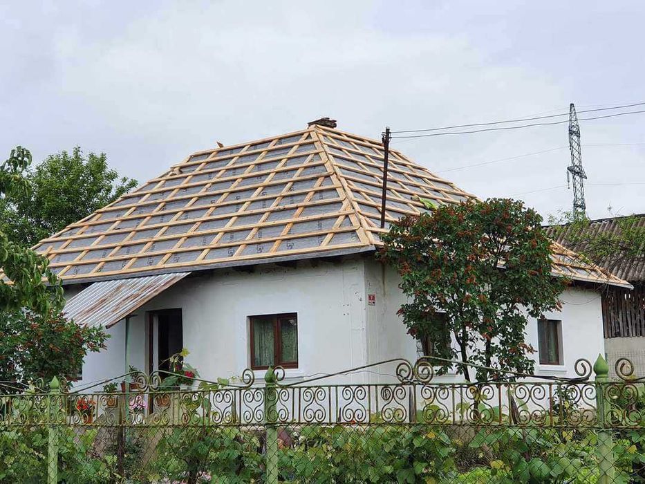 Reparatii acoperisuri, montaj tigla metalica, montaj tigla ceramica