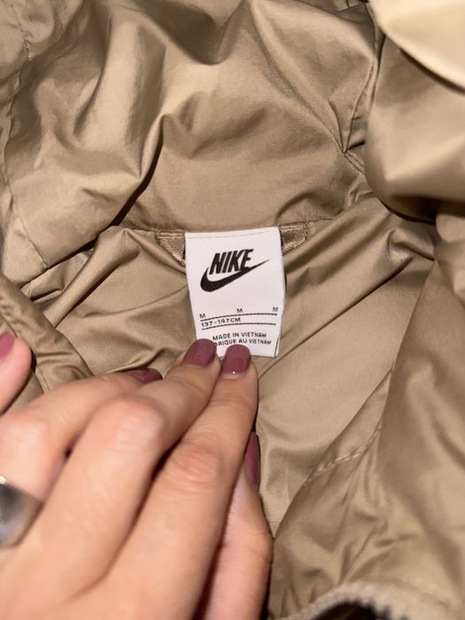 Дебело зимно яке Nike 137-147 размер