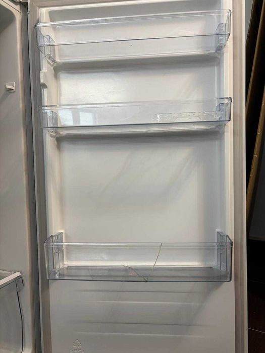 Frigider GORENJE RF4141PW4