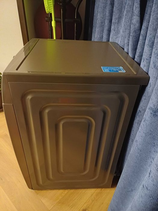 Uscator de rufe cu pompă de căldură