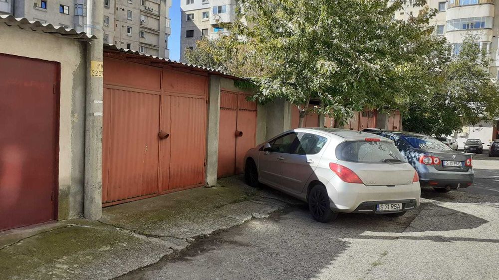 Garaj de vânzare strada Arcu - Străpungerii Silvestru