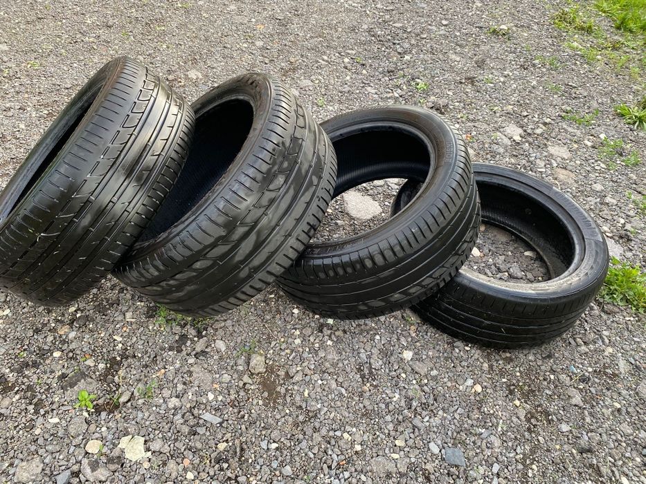 Vând cauciucurii BMW/Mercedes pe două lățimi