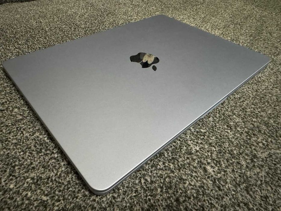  Apple / MacBook Air 13 / M4 2025 / 16+ 256 / Sky Blue / 4 Incarcari