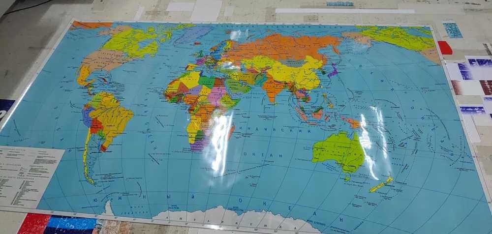 Карта мира на стену - можно писать маркером 150см х 90см