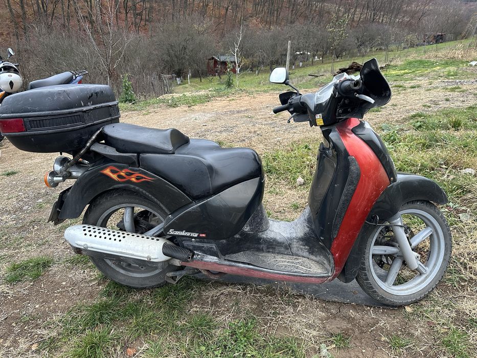 Vand Yamaha BWS 50 spy , IMPECABIL!!! Si Aprilia Scarabeo 150 cmc!