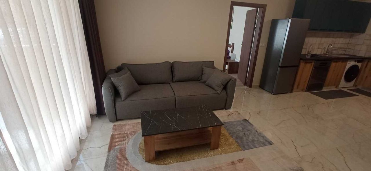 Дава се под наем Двустаен апартамент в София, Люлин 9 - 70 кв.м за 448.8 € - Снимка #2