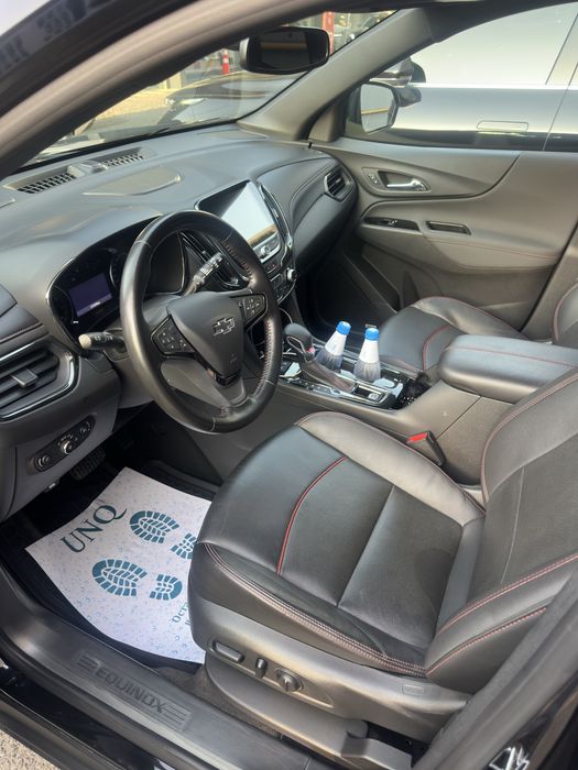 Продается Chevrolet Equinox RS