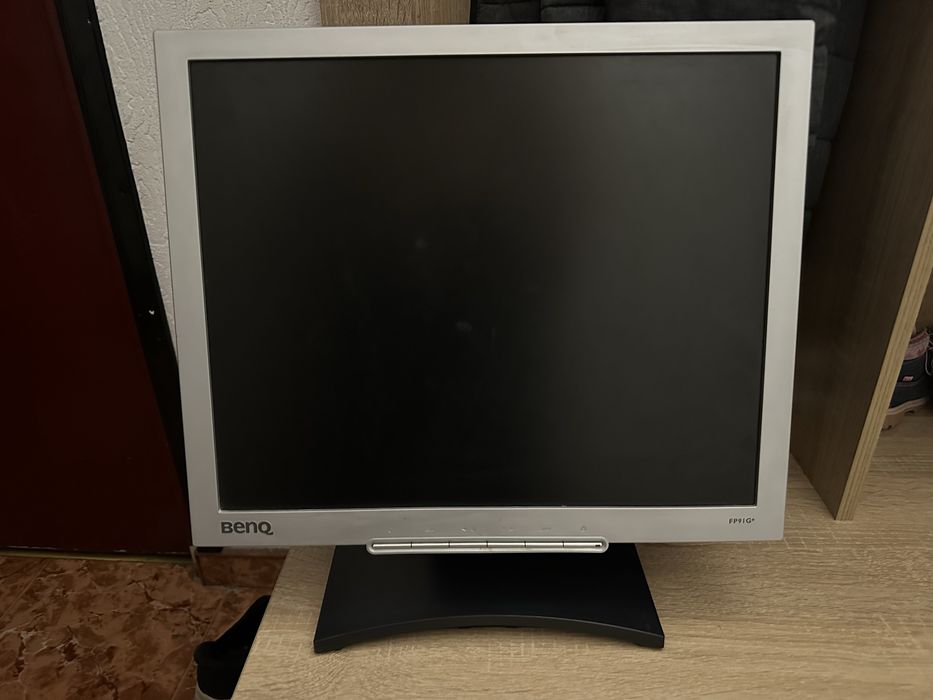 Монитор - Benq/21 inch