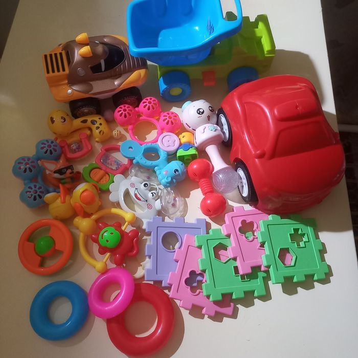Детские вещи игрушки обувь