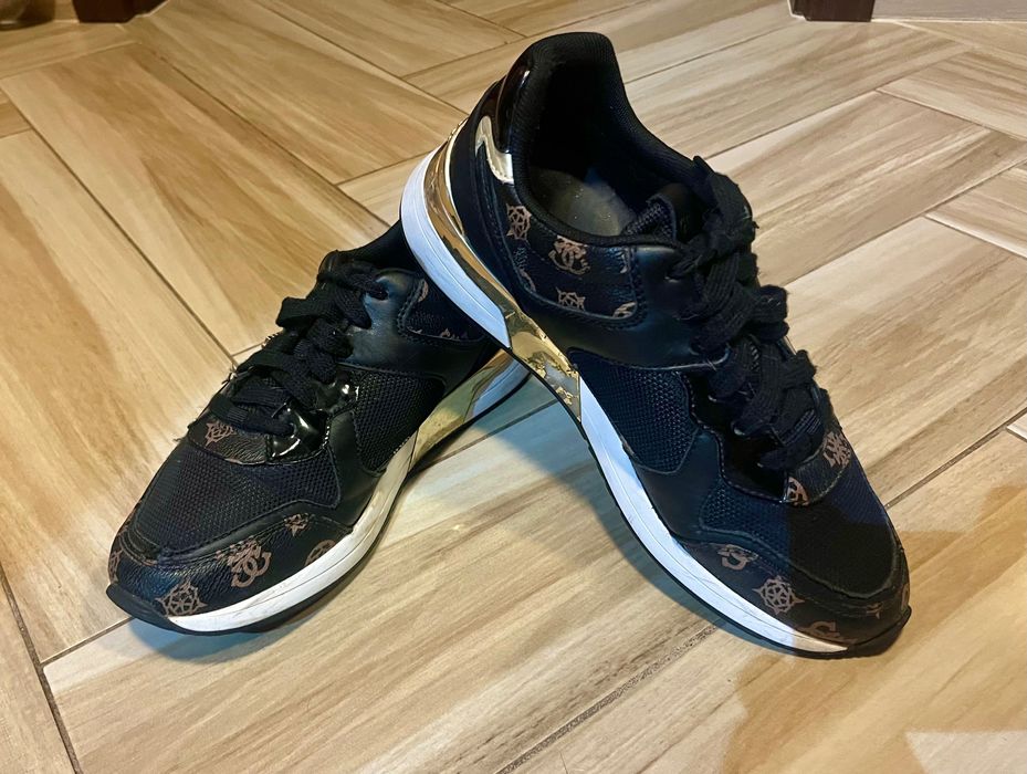 Оригинални Маратонки Guess