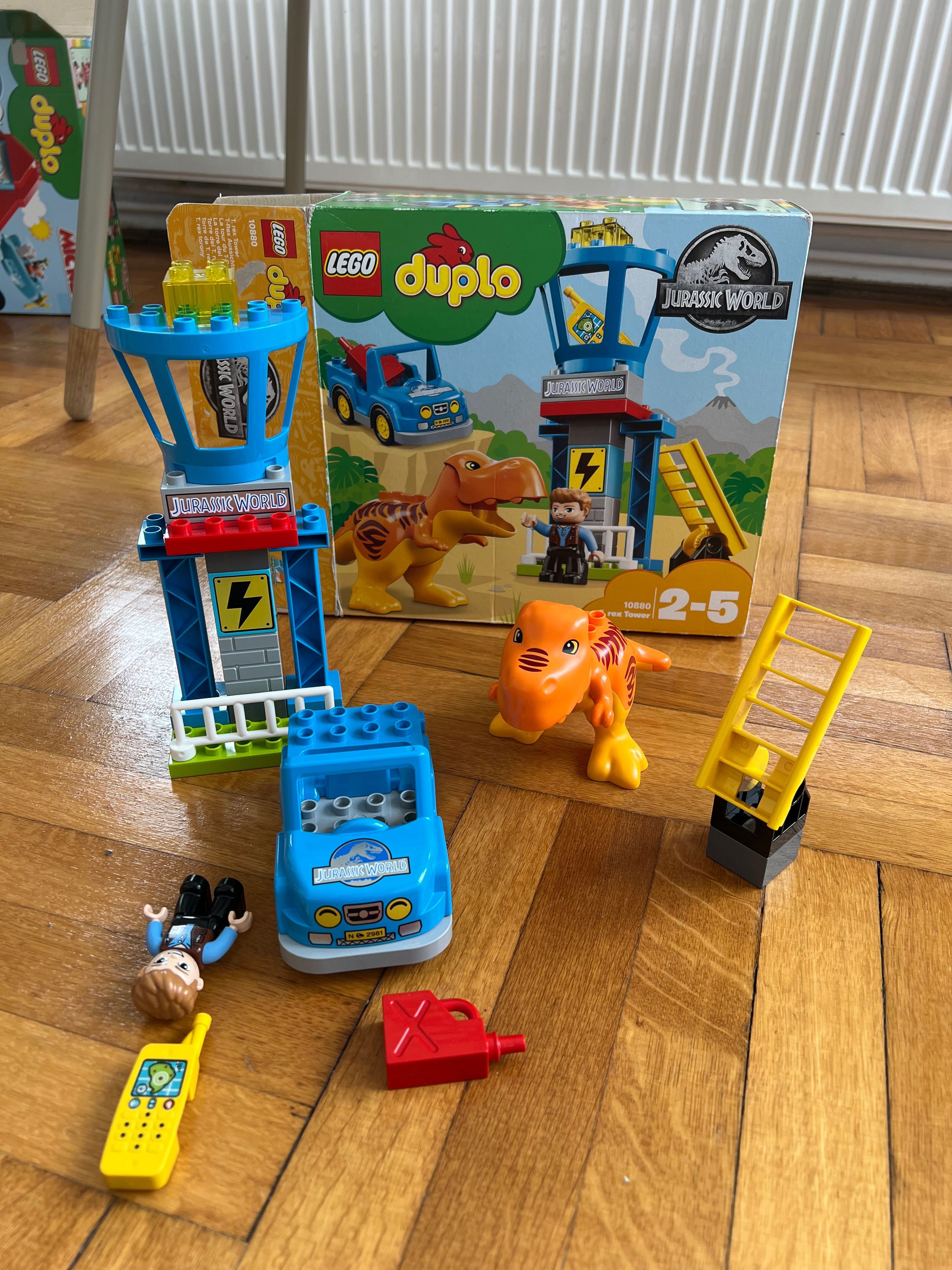 LEGO DUPLO Jurassic World Turnul T. Rex 10880,