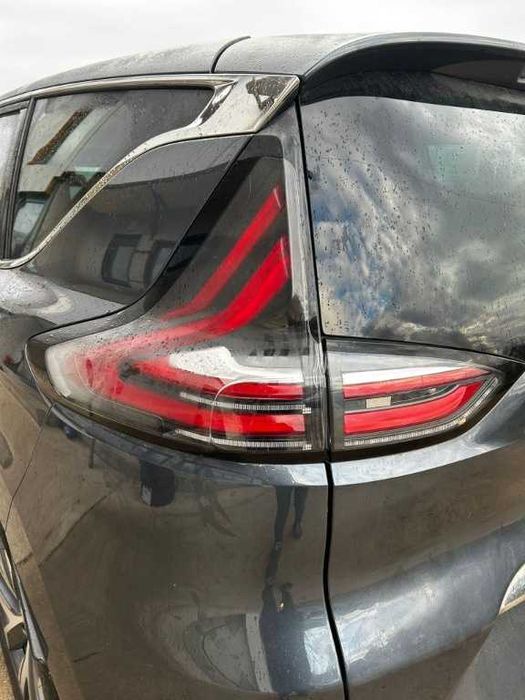 Lampa stop pe aripa stanga  / dreapta Renault Espace 5 2018