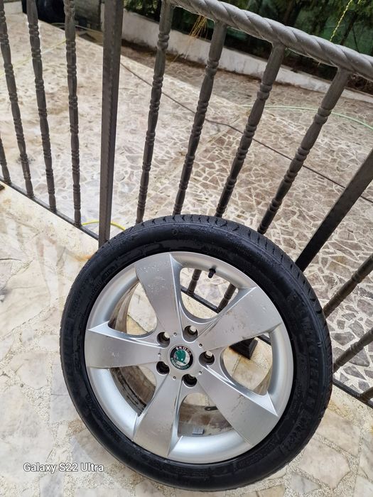 Skoda 17 original 4бр алуминиеви джанти Замъка Ямбол