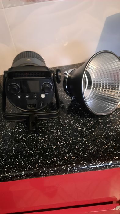 Осветитель светодиодный Godox Sl-200