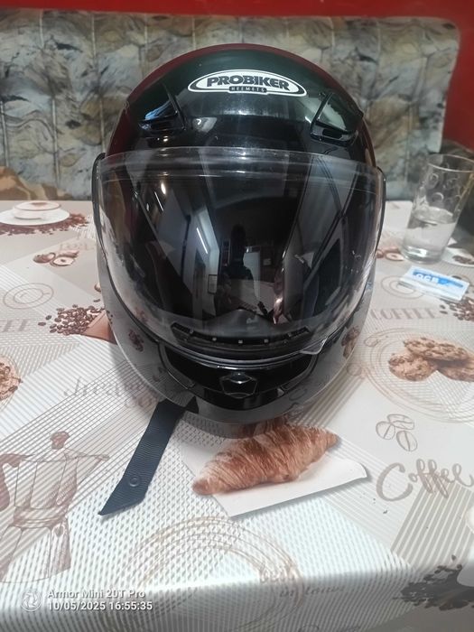 Модуларна каска за мотоциклет