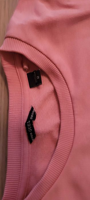 Сет от два сутчъра за момиче марка Guess