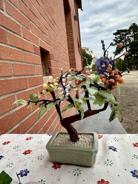 Copac- bonsai, din piatra naturala de jad