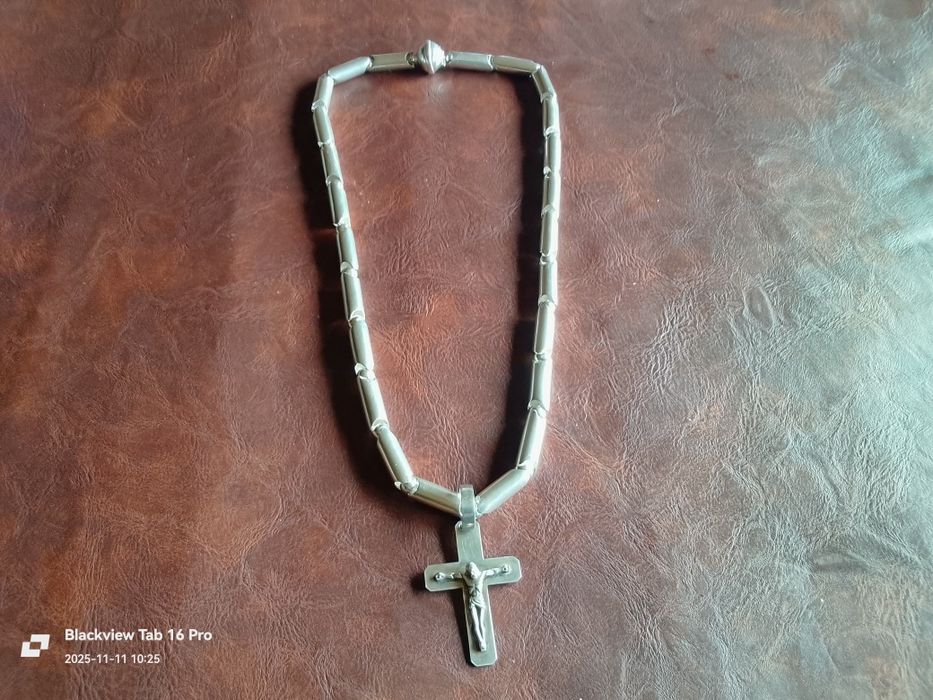 Сребърен Синджир със Кръст-98грама.