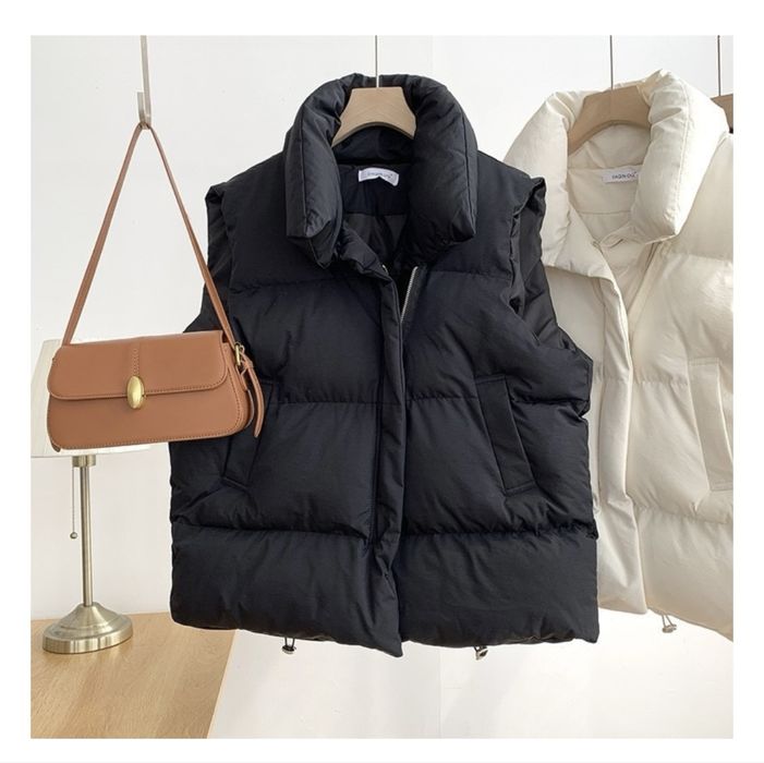 безрукавка черная