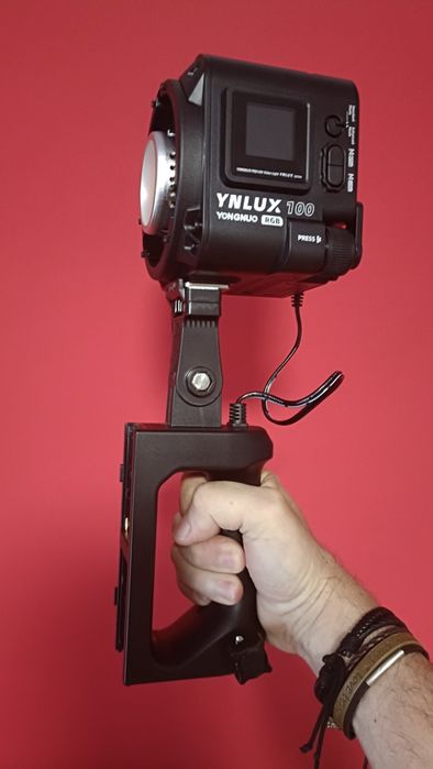 Kit Lampa Video LED RGB COB 100W Smart Yongnuo YNLUX100 RGB