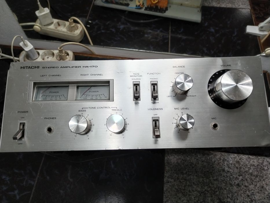 Amplificator Hitachi HA-170 stereo hi fi