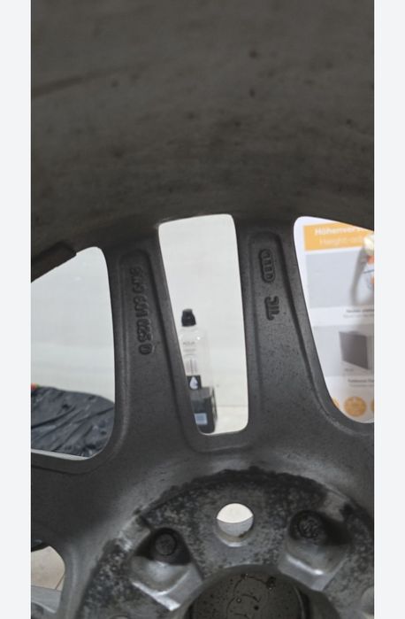 Jante A4 allroad r17 cu anvelope iarna 225 55 r17