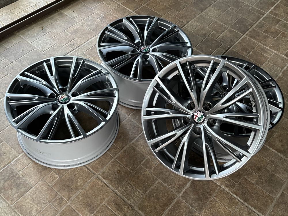 Оригинални джанти Alfa Romeo Stelvio 18" 5х110