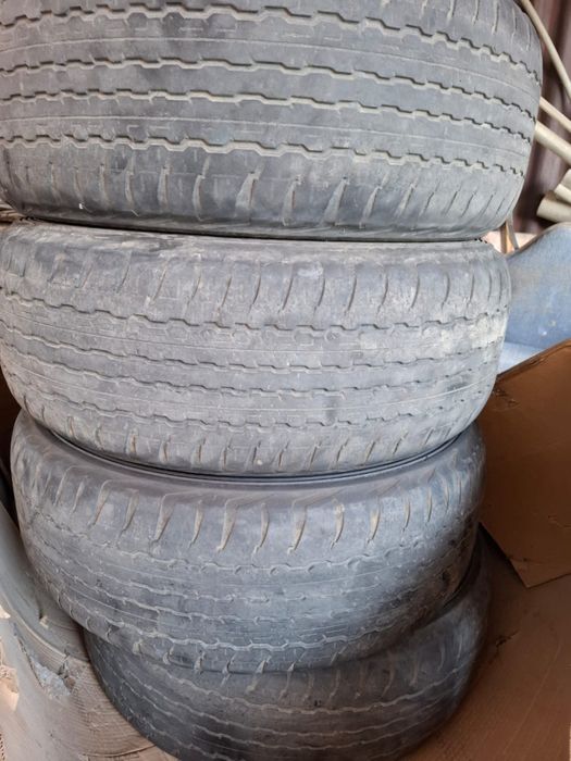 Продам резину 265/60/18