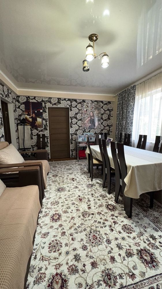 Продается дом с участком