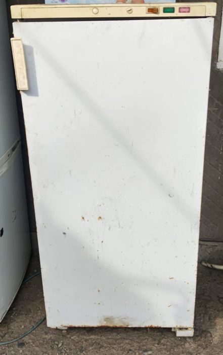 Продам морозилку