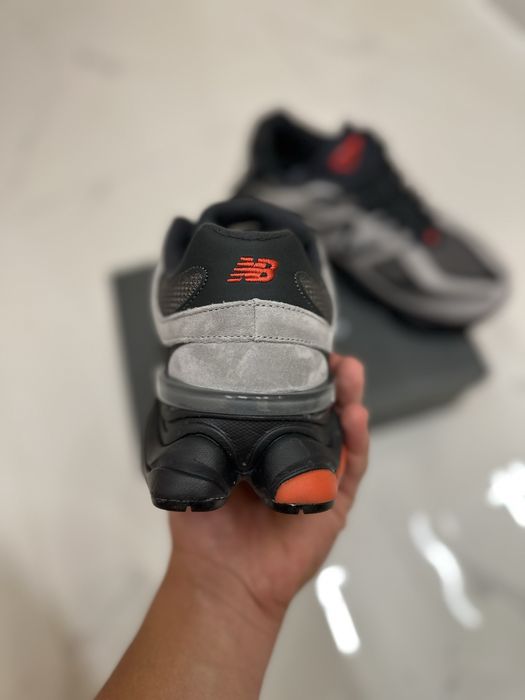 New Balance 9060 “Grey Black Red”