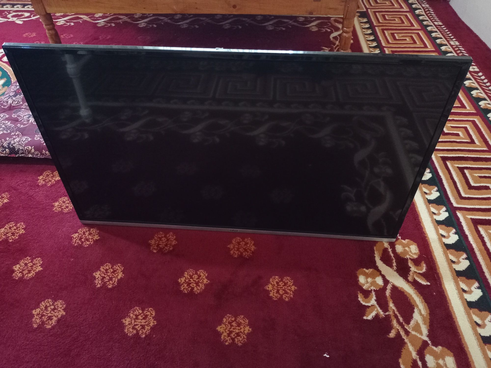 Artel tv 43  yaxshi holatda