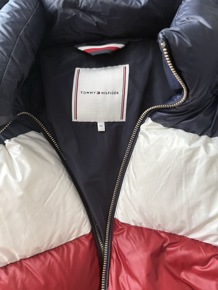 Зимно яке Tommy Hilfiger