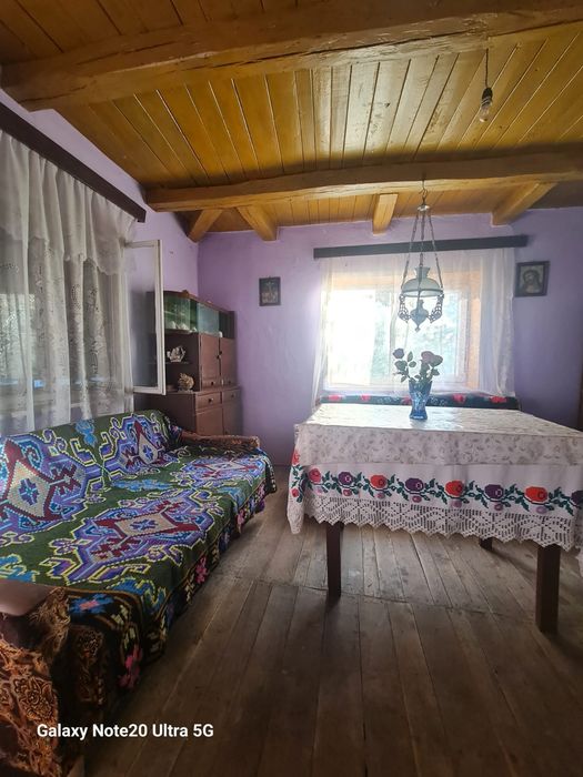 Vand casa cu teren la tara, Asuaju de sus