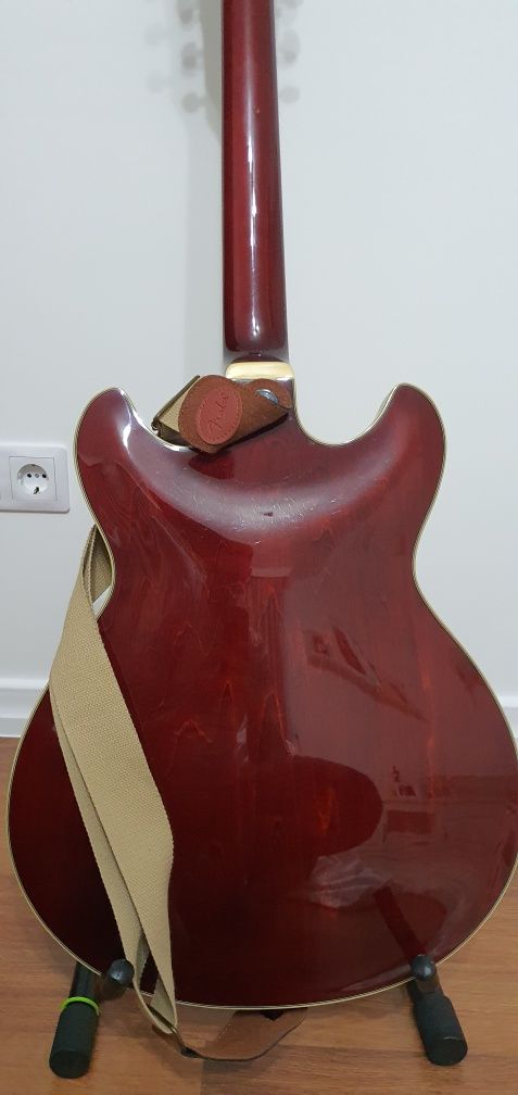 Vând chitară electrică semi-acustică Ibanez AS73-TCR