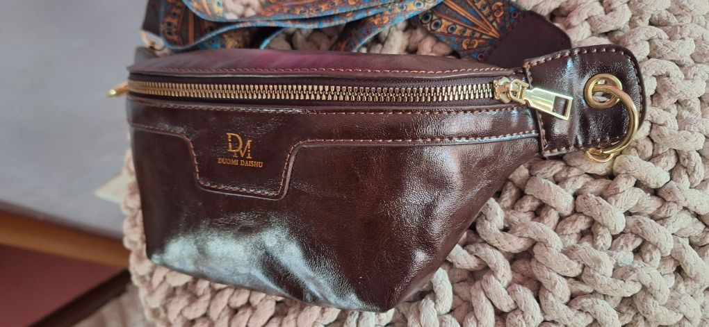 Geanta crossbody Duomi Daishu!
