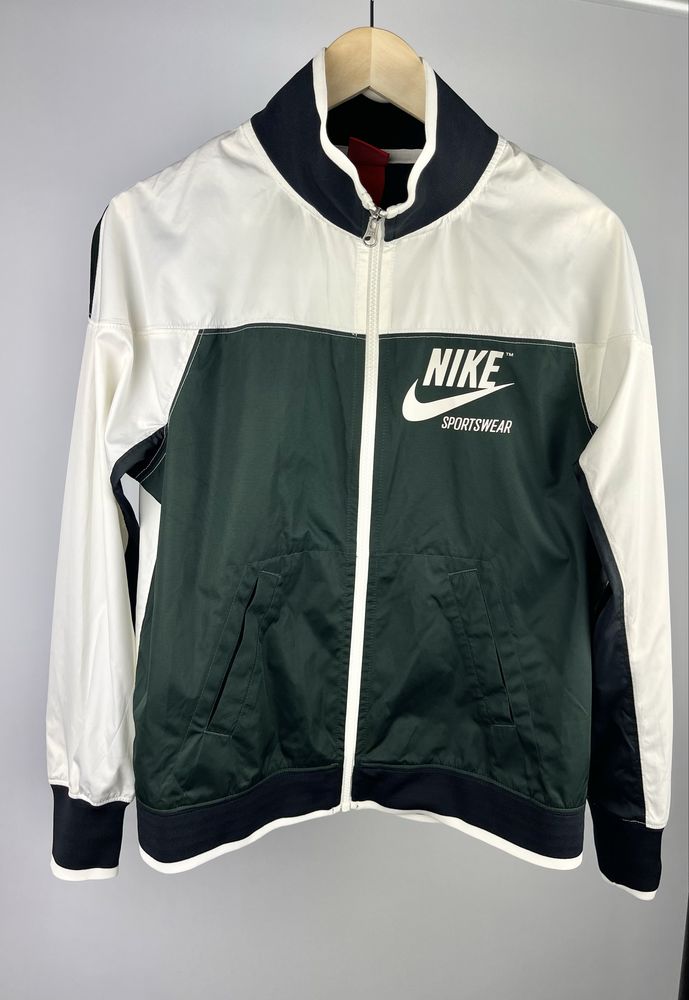 Geaca Nike dama