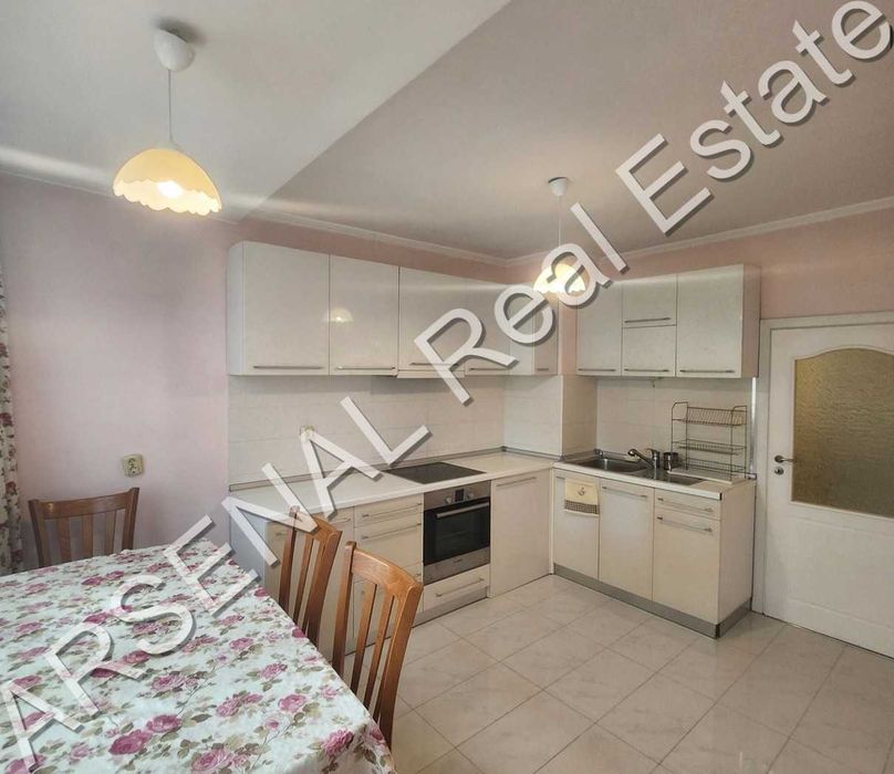 Едностаен апартамент под наем, Гео Милев