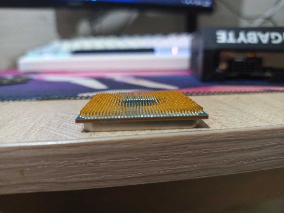Продам комплект на Ryzen 3600