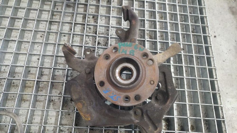 fuzeta stanga fata 1.4 b apq vw polo 6n