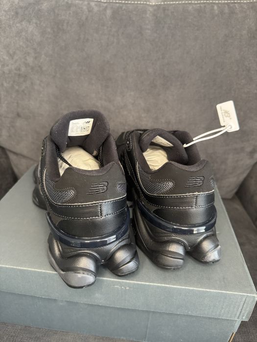 Adidasi New Balance 9060 Triple Black