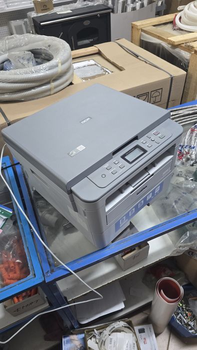 Принтер със скенер brother DCP -B7500D