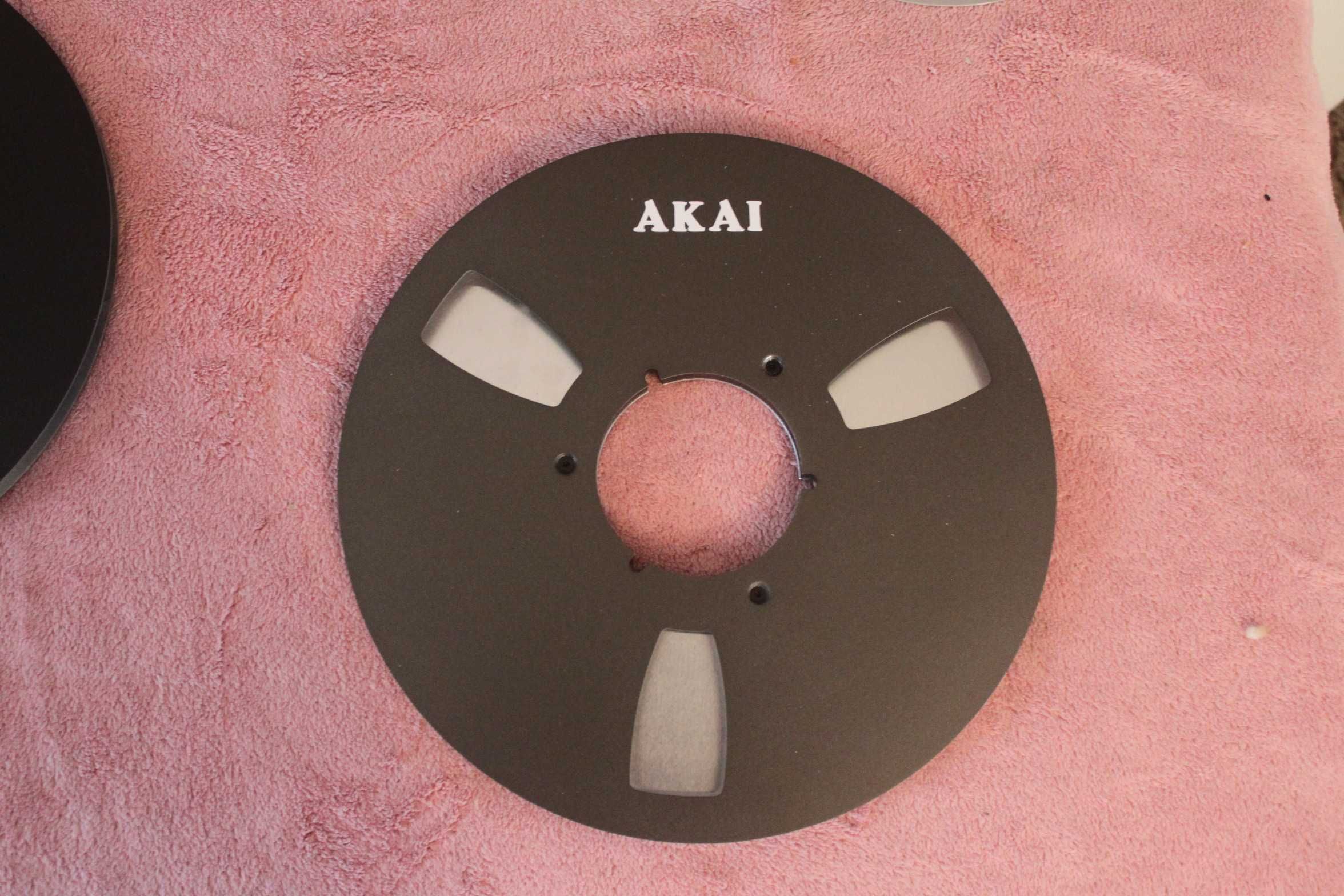 Role de magnetofon AKAI 26cm