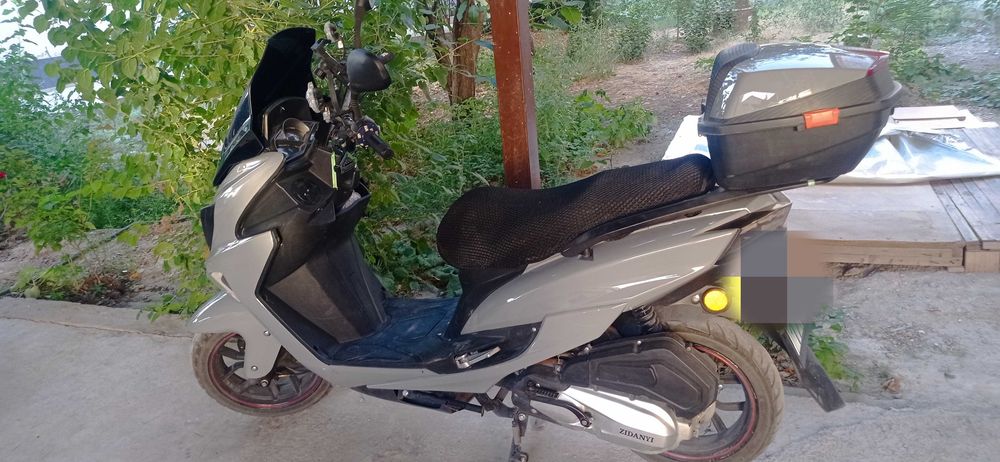 Макси Скутер 170 куб