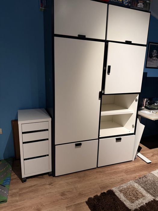 Set mobilier IKEA camera copil